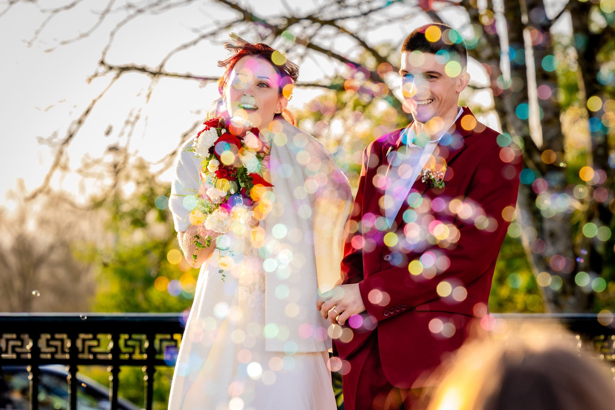 Photographe mariage Montauban – sortie de cérémonie originale