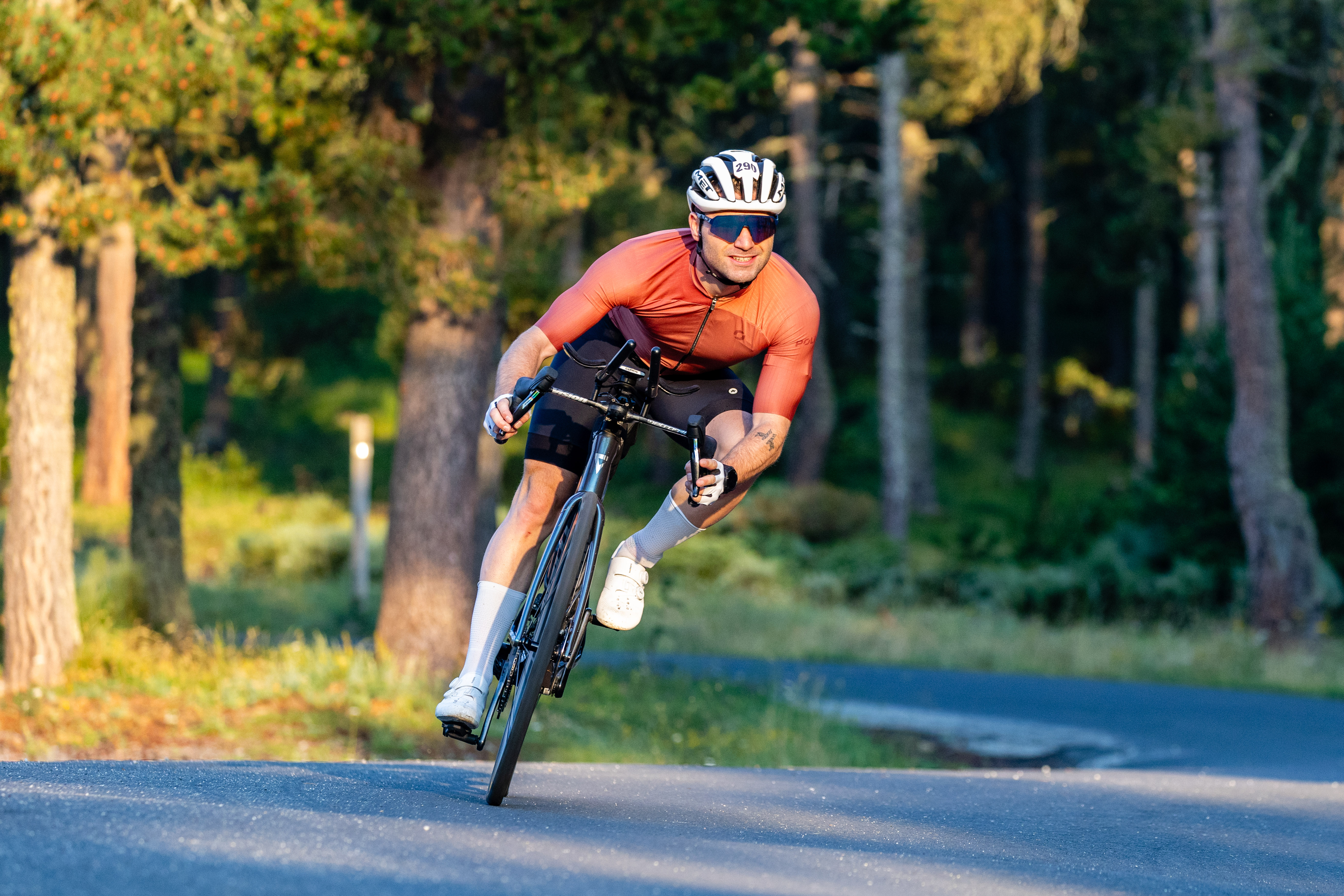 Départ en mass start de l'Altriman 2026 au Lac de Matemale — photographe sportif Pyrénées